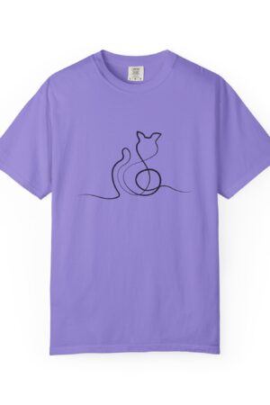 Minimalist Cat Line Art T-Shirt